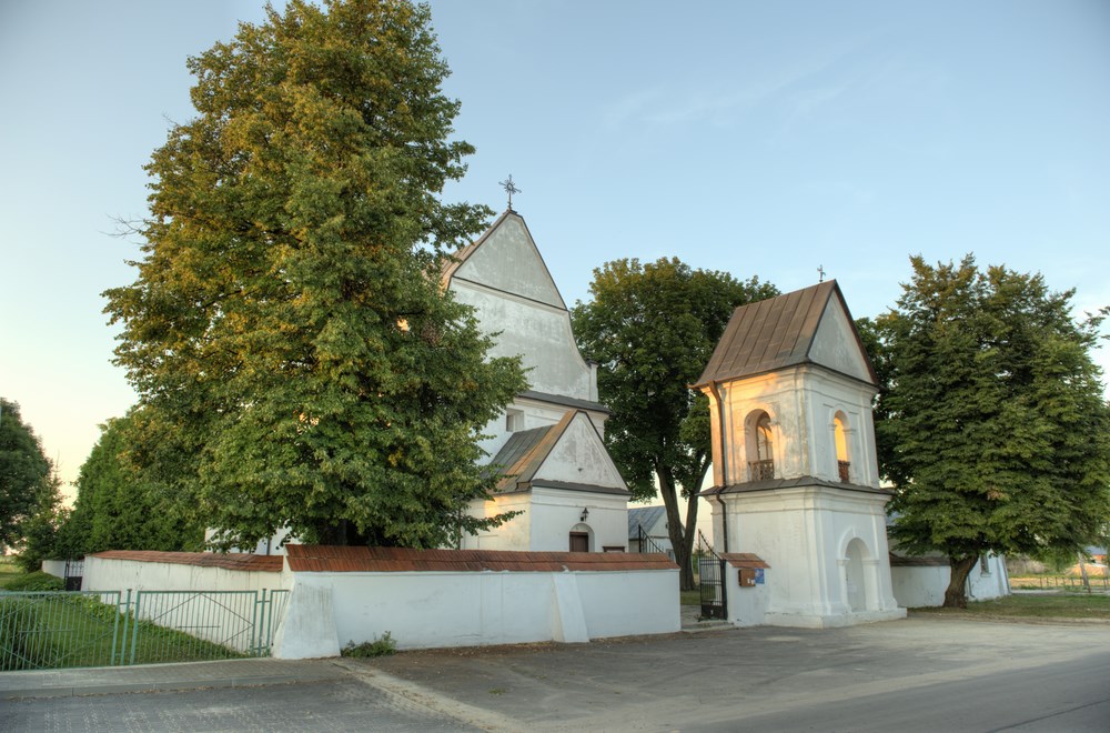 Kościół Parafialny w Klesztowie